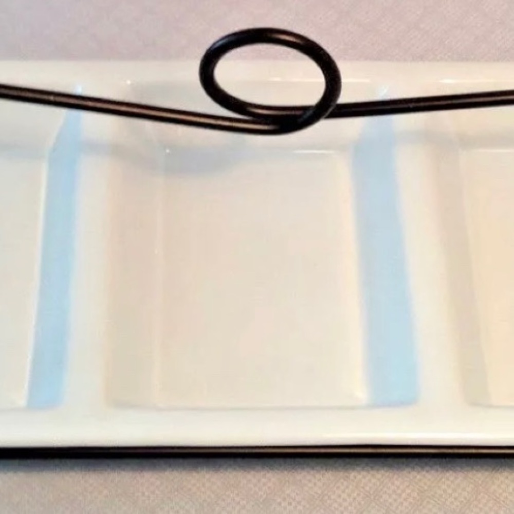 Three-Section Platter With Metal Rack Crofton NWOT - Picture 10 of 10